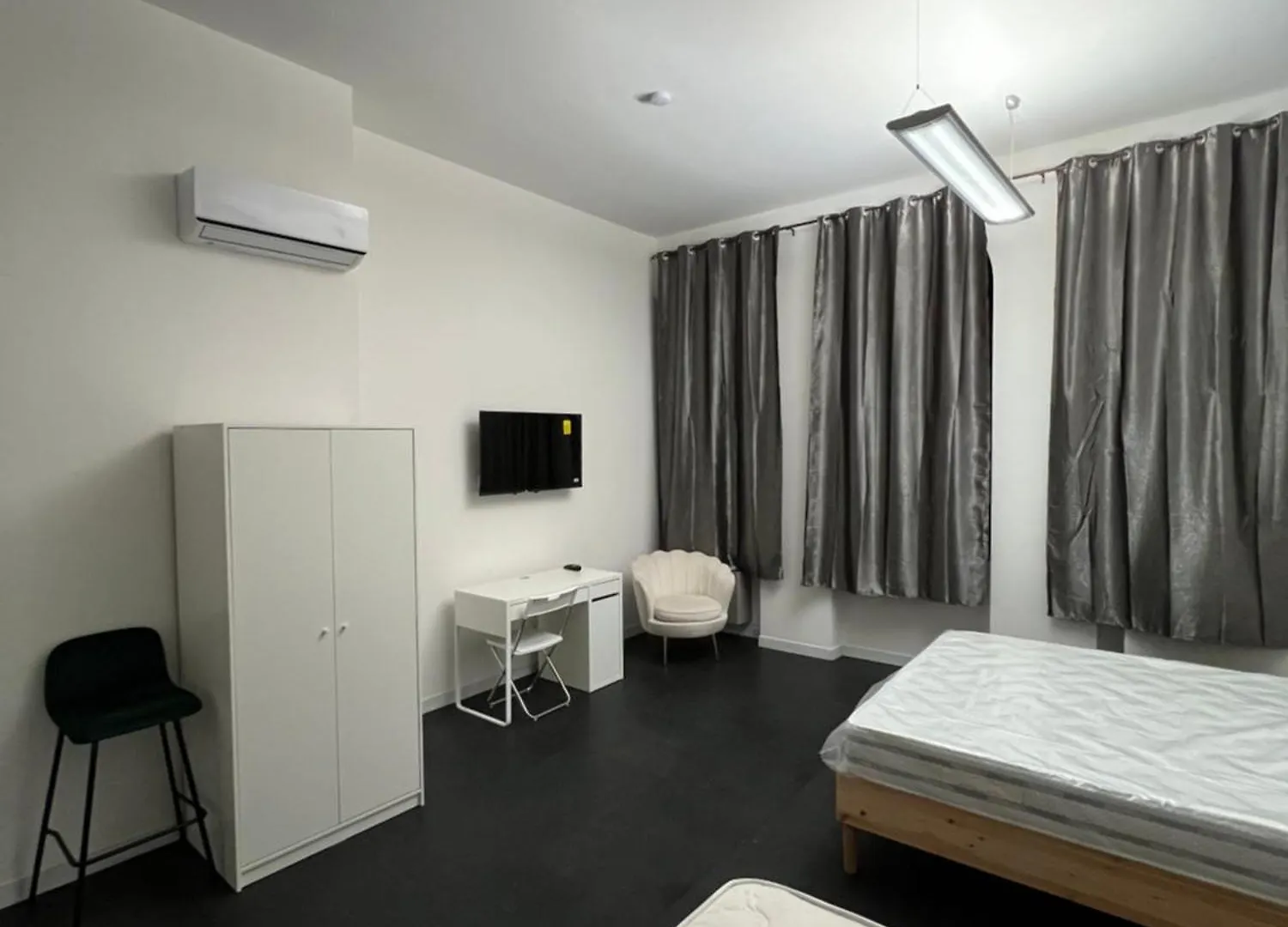 The Rock House Affittacamere Con Bagno Privato Piacenza Italia