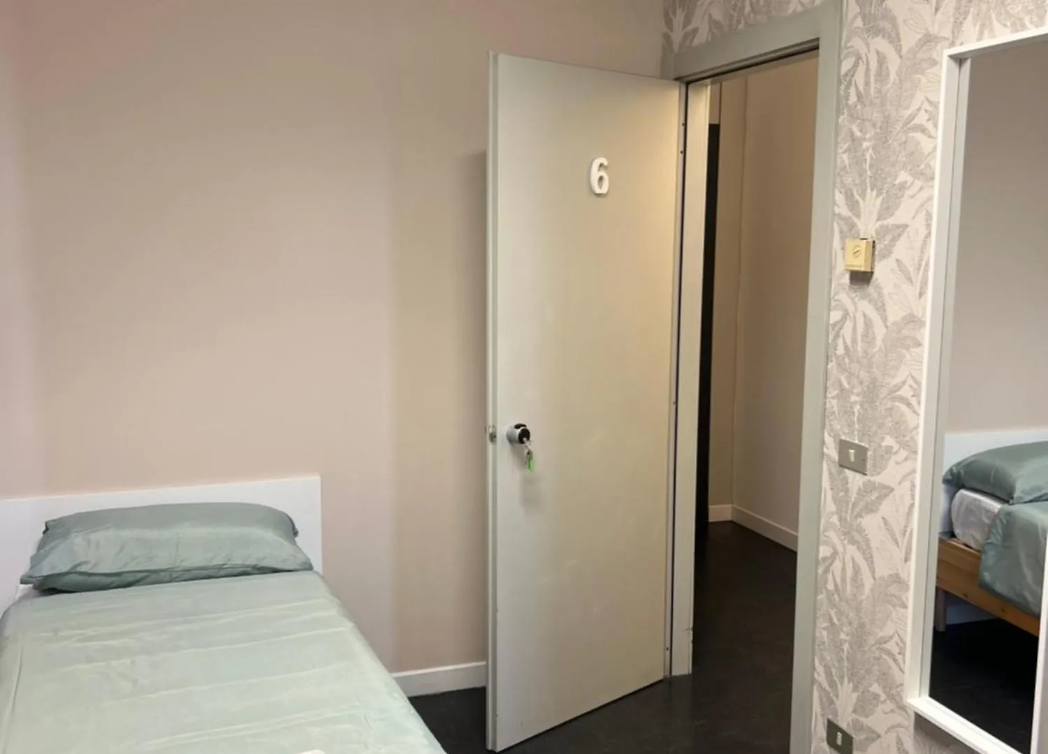 The Rock House Affittacamere Con Bagno Privato Italien
