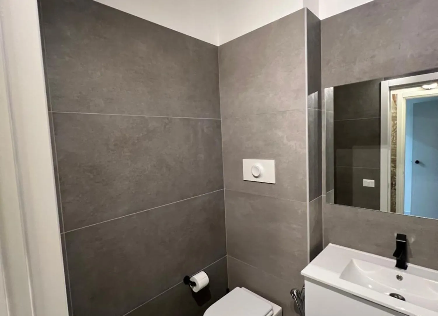 The Rock House Affittacamere Con Bagno Privato