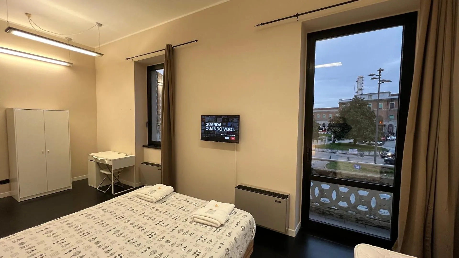 The Rock House Affittacamere Con Bagno Privato 0*, Piacenza Italy