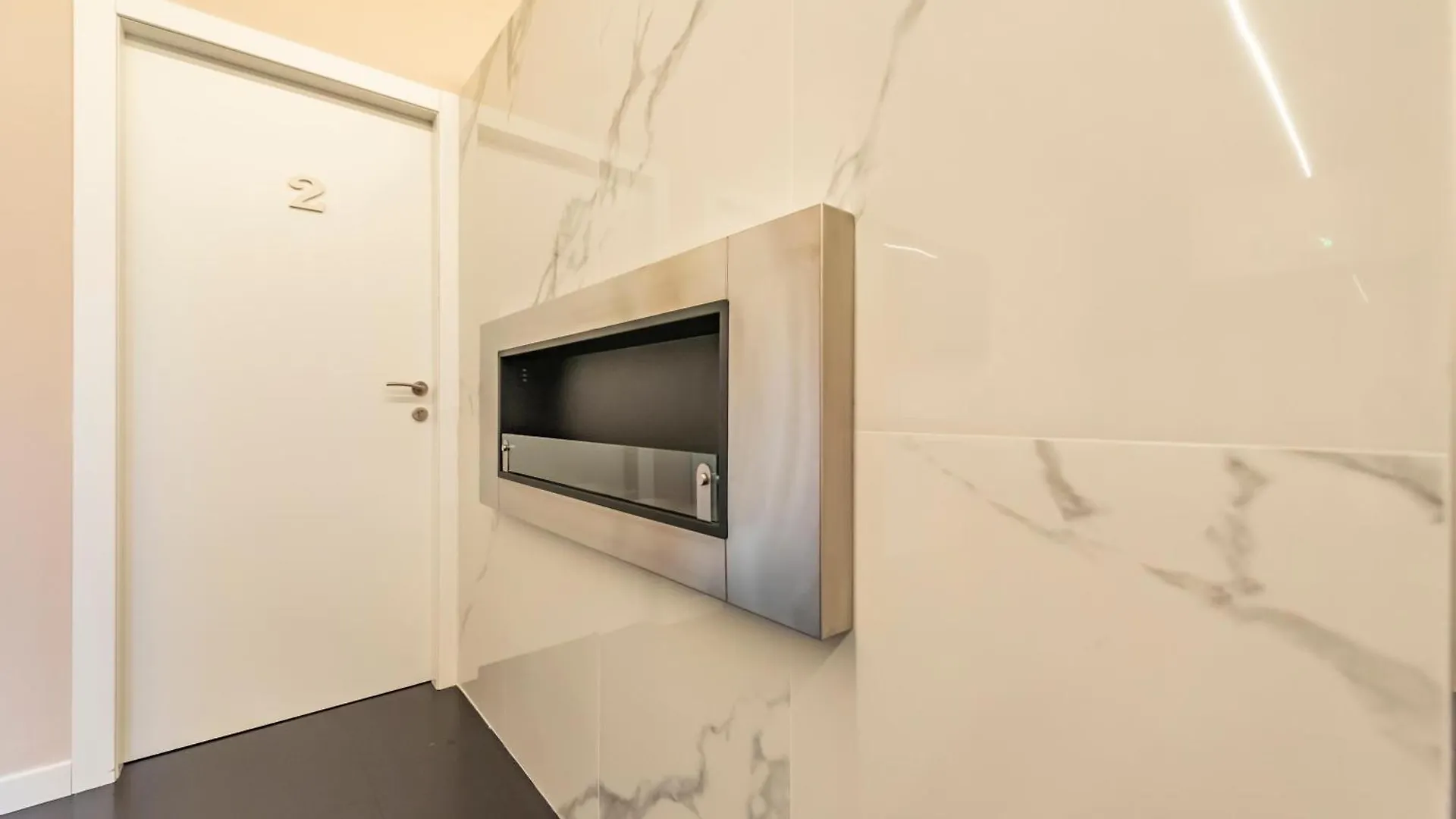 The Rock House Camere Con Bagno Privato Piacenza 0*,  Italien