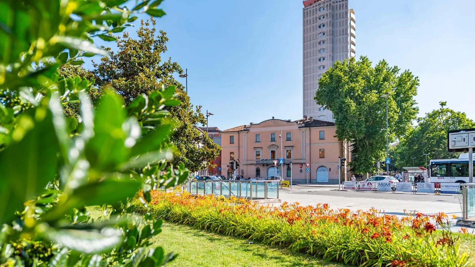 The Rock House Camere Con Bagno Privato Piacenza